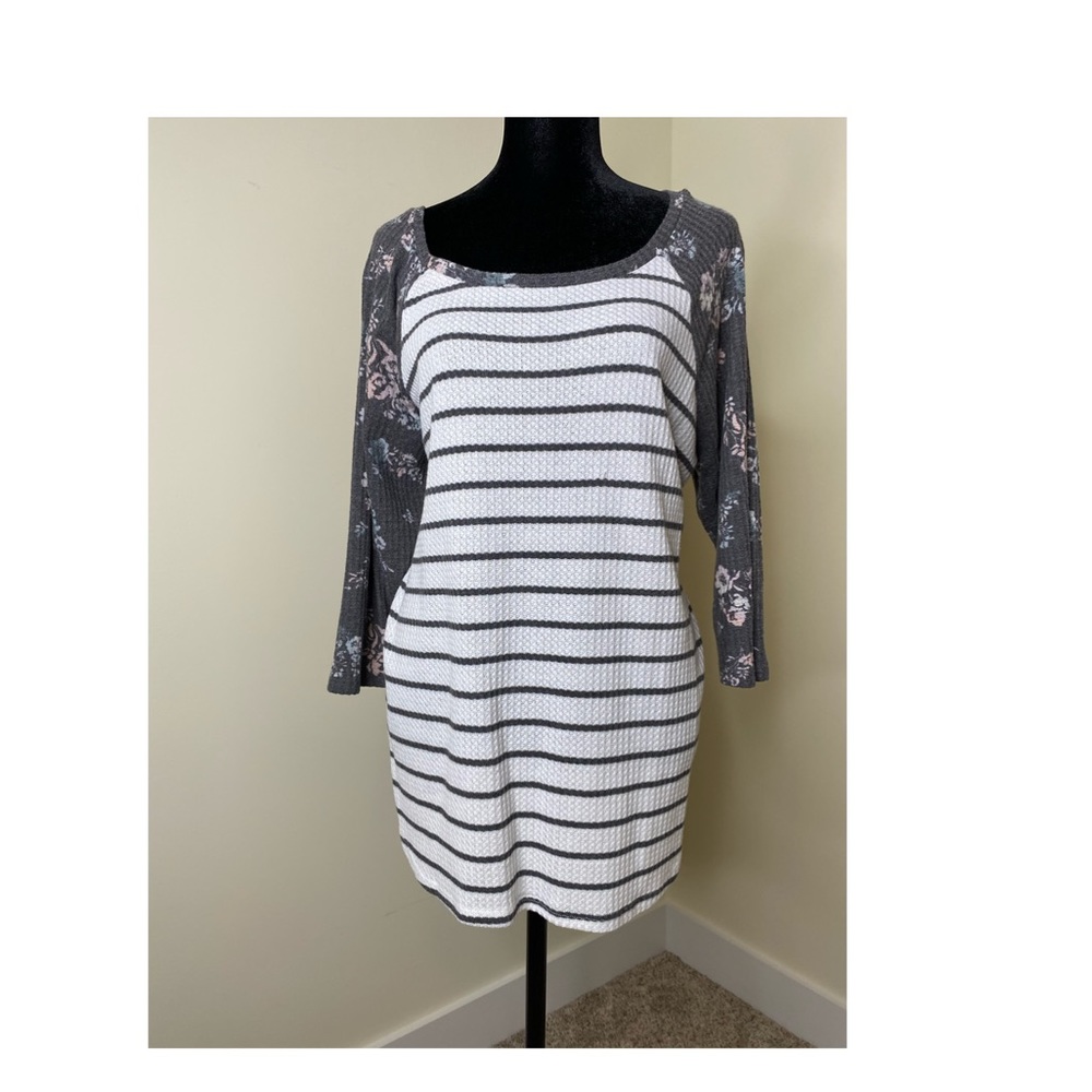 3/4 sleeve shirt